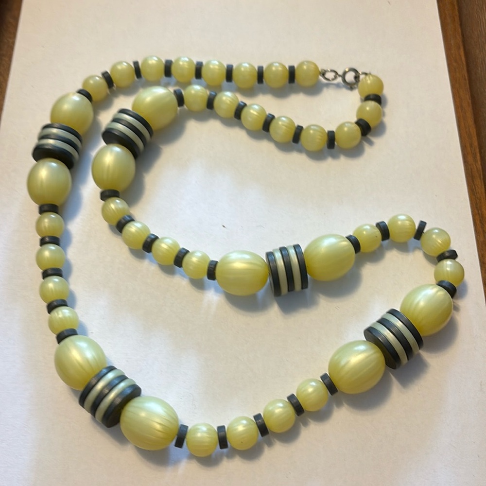 Frosted Green and gray lucite 32” beaded necklace